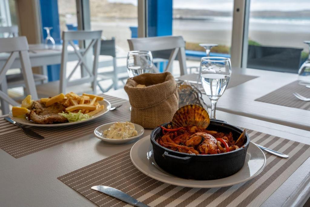 瑞斯厅加斯马尔酒店 Puerto Pirámides 外观 照片