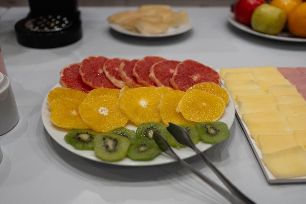 瑞斯厅加斯马尔酒店 Puerto Pirámides 外观 照片